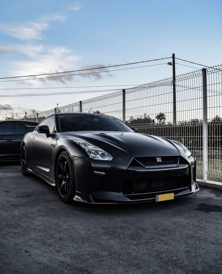 Nissan GTR